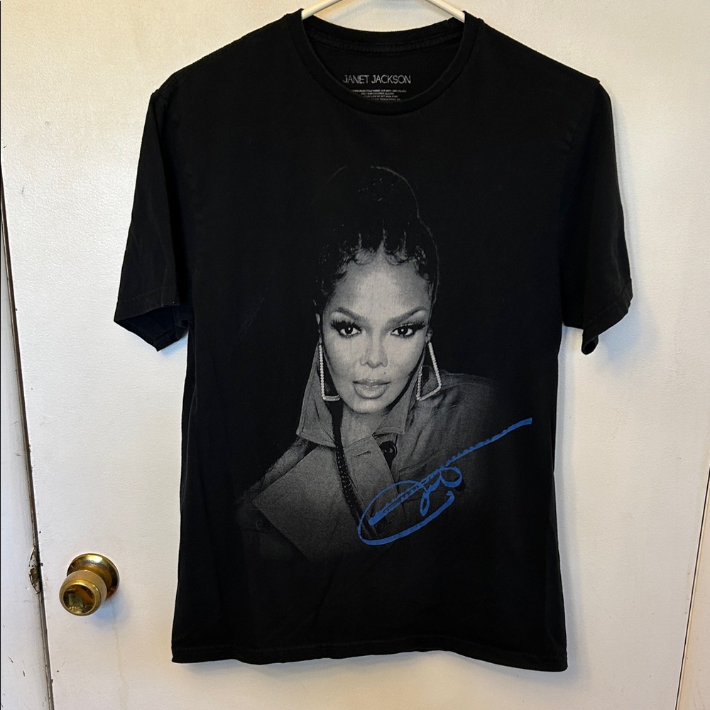 Janet Jackson T-shirt Medium